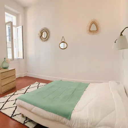 Superbe En Plein Centre Historique Apartamento Perpinhã